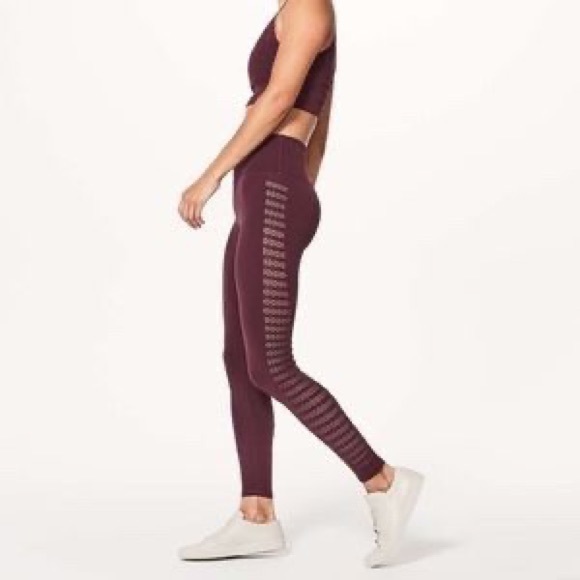 lululemon athletica Pants - Lululemon Reveal Tight